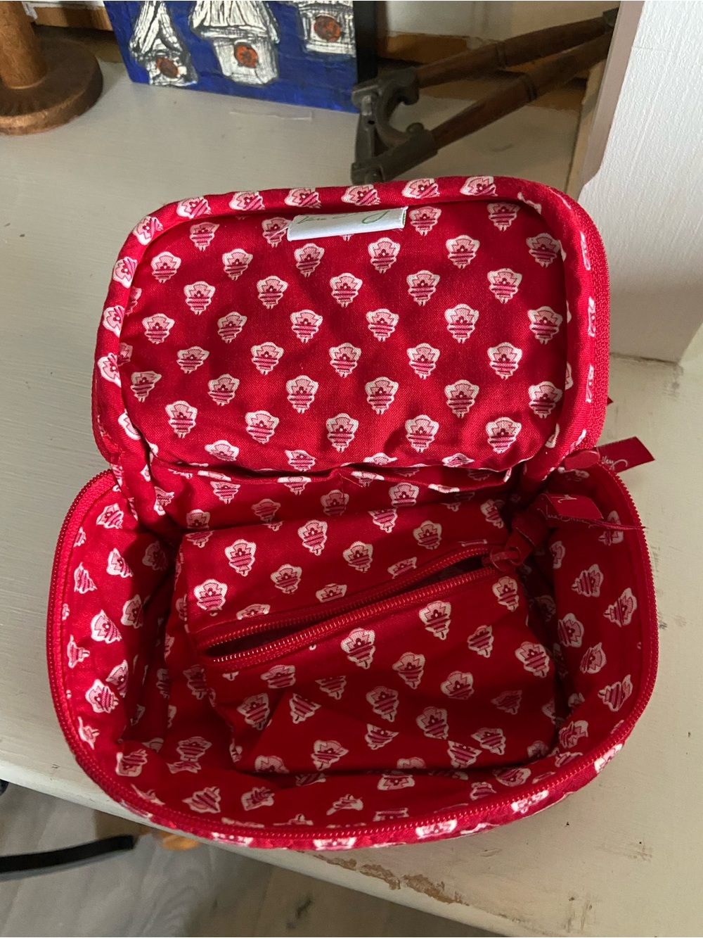 Quilted Red Patterned Cosmetic Case - Picture 4 of 6
